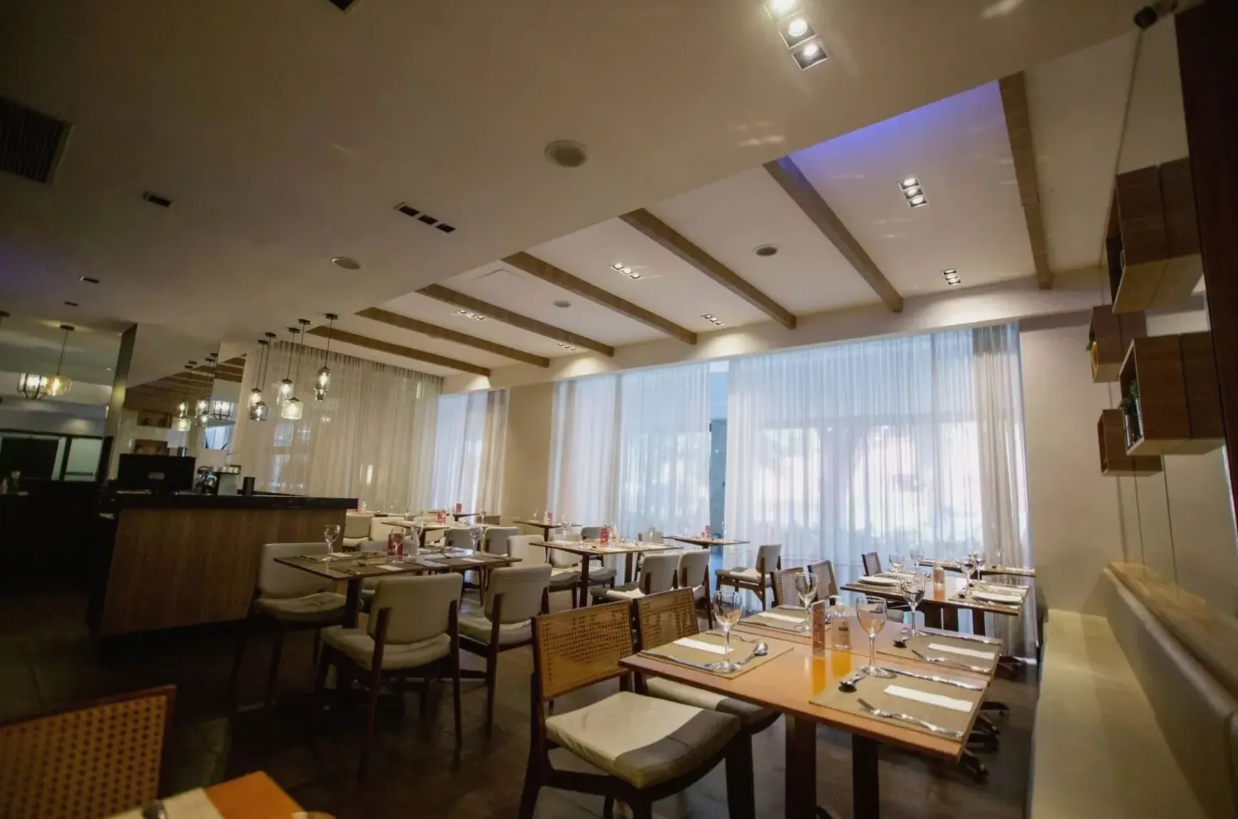 All-Day Dining